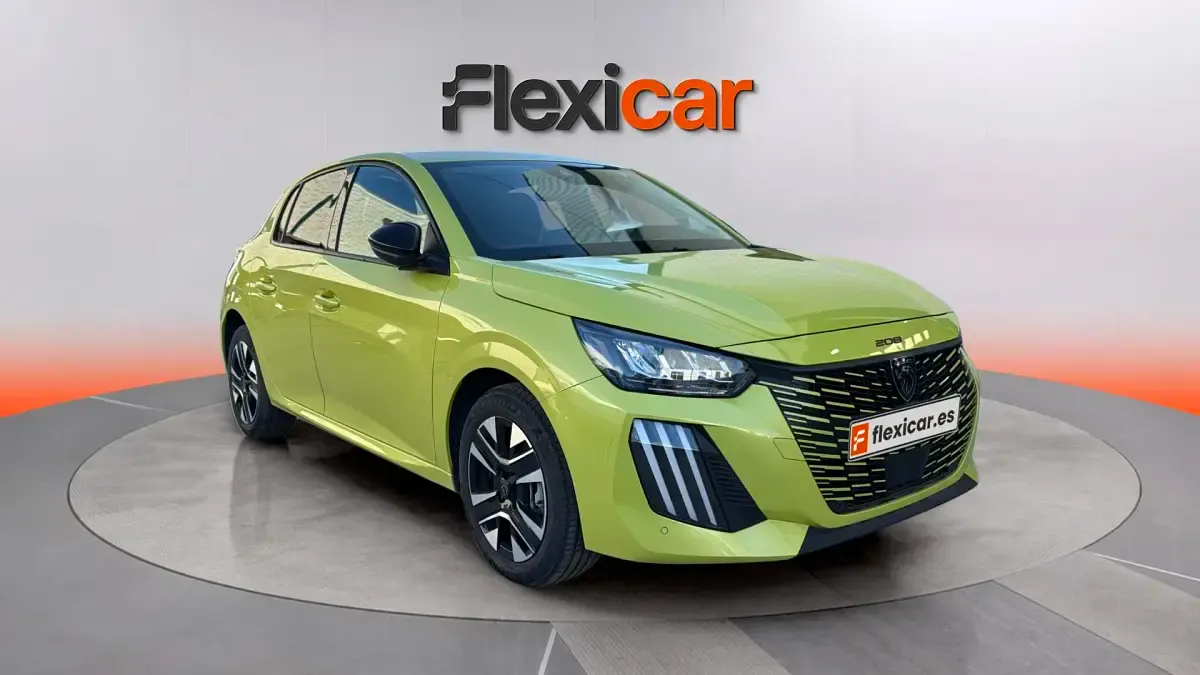 Usado Peugeot 208 Allure 110 CV (80 kW) 2025 Utilitario