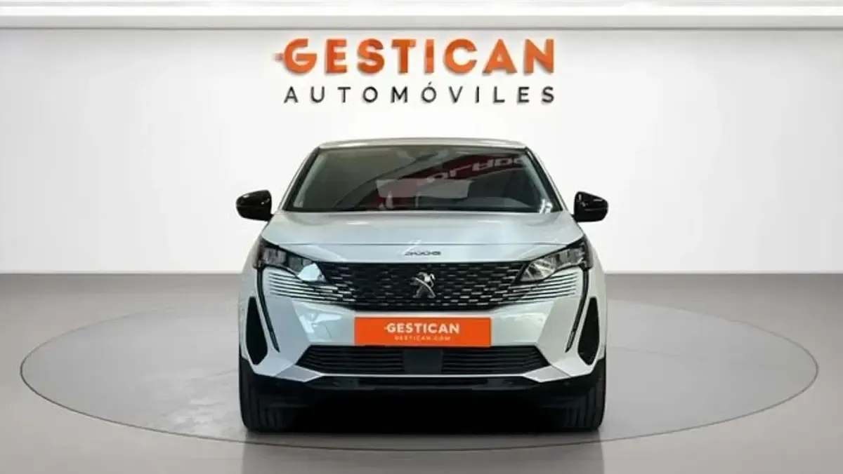 Usado Peugeot 3008 Allure 224 CV (164 kW) 2022 Blanco SUV