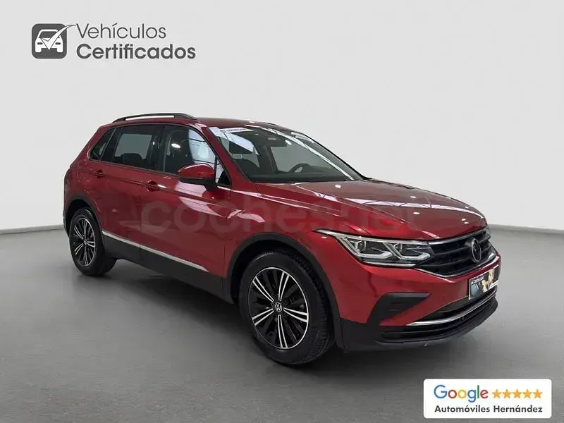 Usado VW Tiguan Life 150 CV (110 kW) 2021 Granate SUV