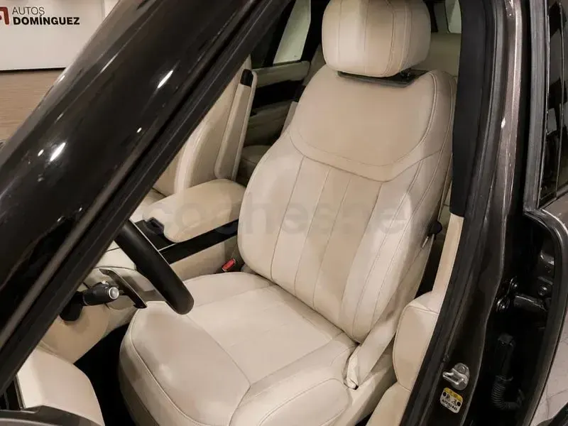 Usado Land Rover Range Rover Autobiography 350 CV (257 kW) 2023 Gris / plata SUV