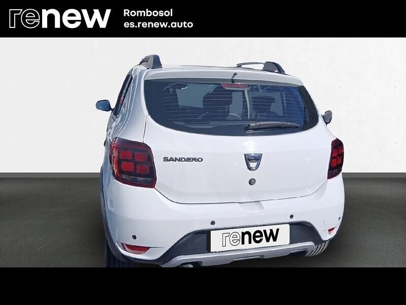 Usado Dacia Sandero 90 CV (66 kW) 2018 Blanco Berlina