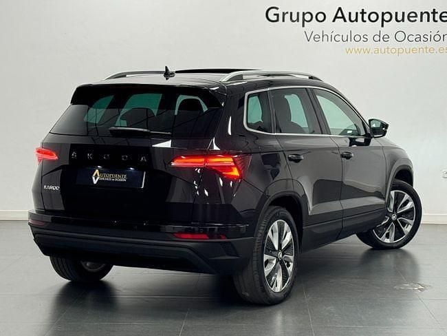 Usado Skoda Karoq Style 150 CV (110 kW) 2022 Negro SUV