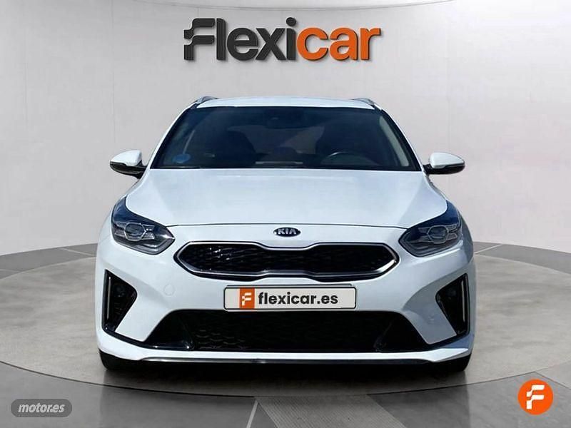 Usado Kia Ceed GT GT-Line 136 CV (100 kW) 2021 Blanco Berlina