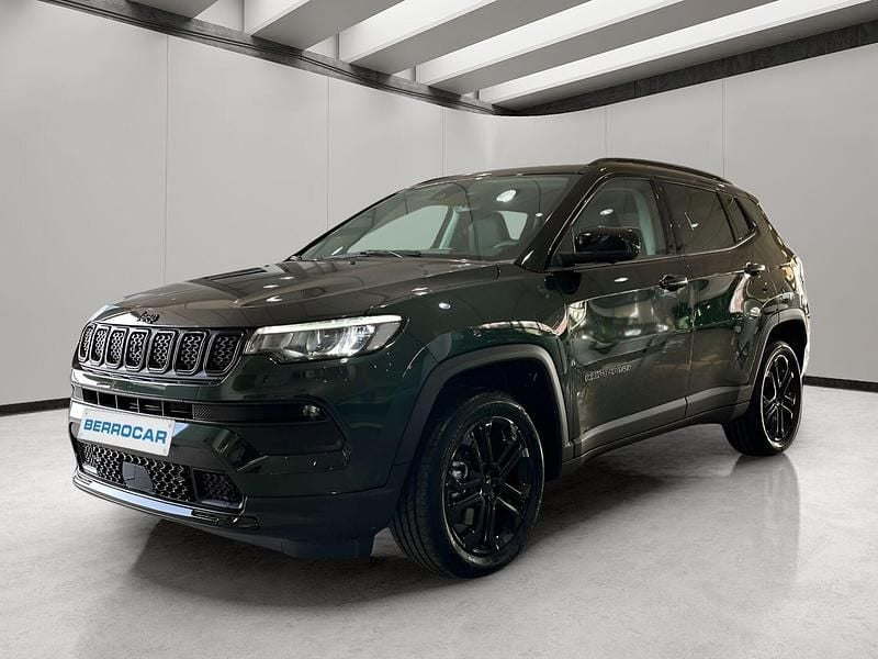 Verde Nuevo 2025 Jeep Compass Altitude SUV | 32.900 € (Precio justo) - Imagen 1/4