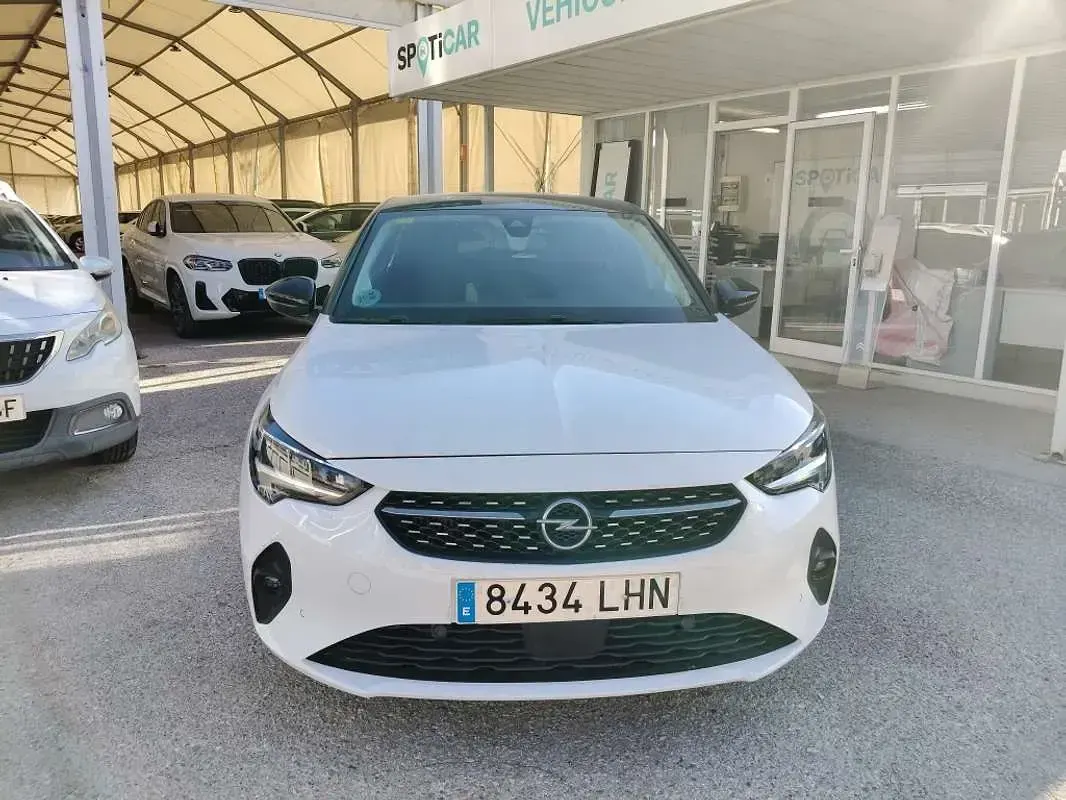 Usado Opel Corsa Ultimate 101 CV (74 kW) 2020 Blanco Utilitario
