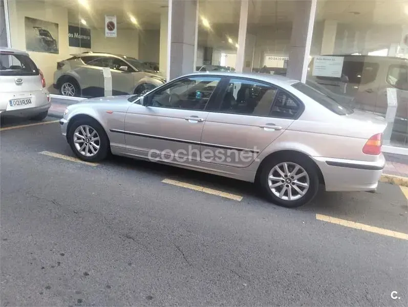 Usado BMW 318 143 CV (105 kW) 2003 Gris / plata Berlina