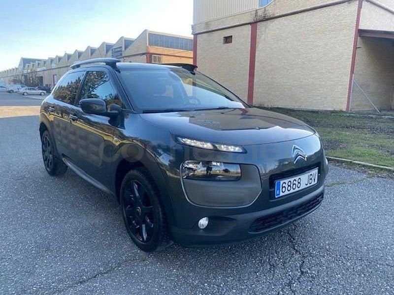 Usado Citroën C4 Cactus Feel 100 CV (73 kW) 2015 Gris / plata Utilitario