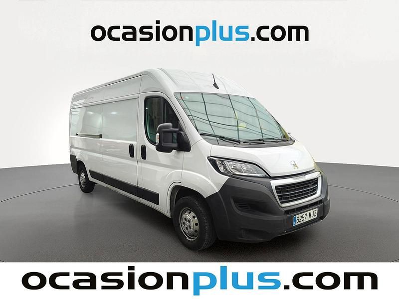 Usado Peugeot Boxer S 140 CV (102 kW) 2023 Blanco Van