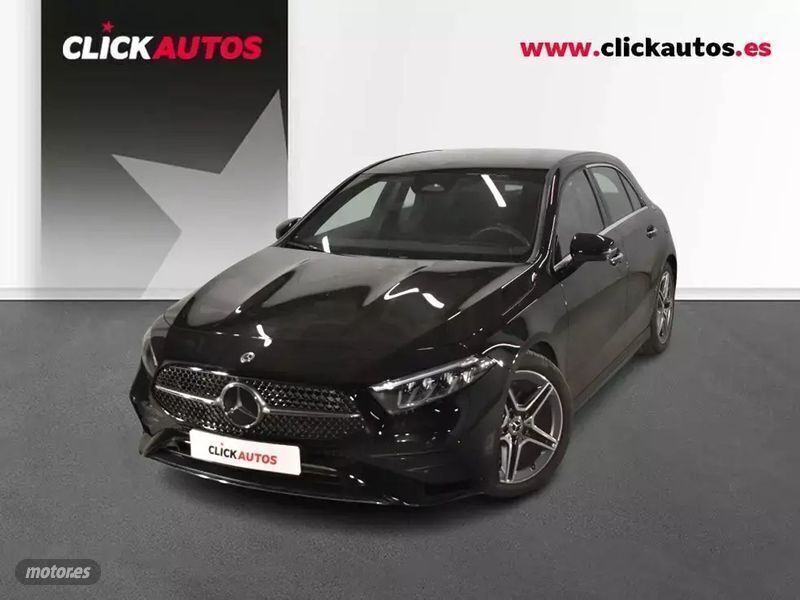 Negro Usado 2024 Mercedes A180 AMG line Berlina | 32.450 € (Precio justo) - Imagen 1/4