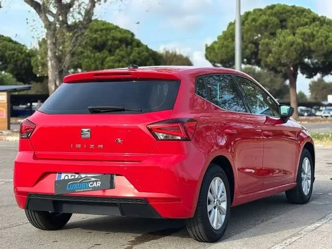 Usado Seat Ibiza FR 110 CV (80 kW) 2021 Rojo Utilitario