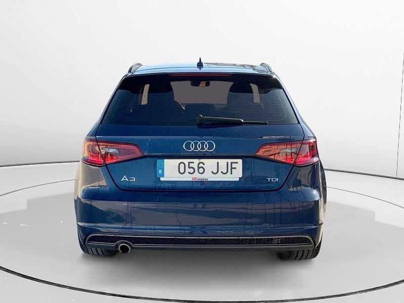 Usado Audi A3 S-Line 111 CV (81 kW) 2015 Azul Utilitario