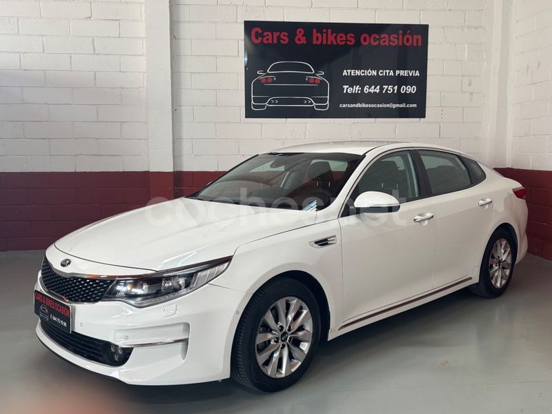 Usado Kia Optima 136 CV (100 kW) 2018 Blanco Berlina