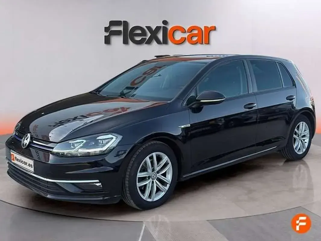 Usado VW Golf VII Advance 116 CV (85 kW) 2019 Negro Utilitario