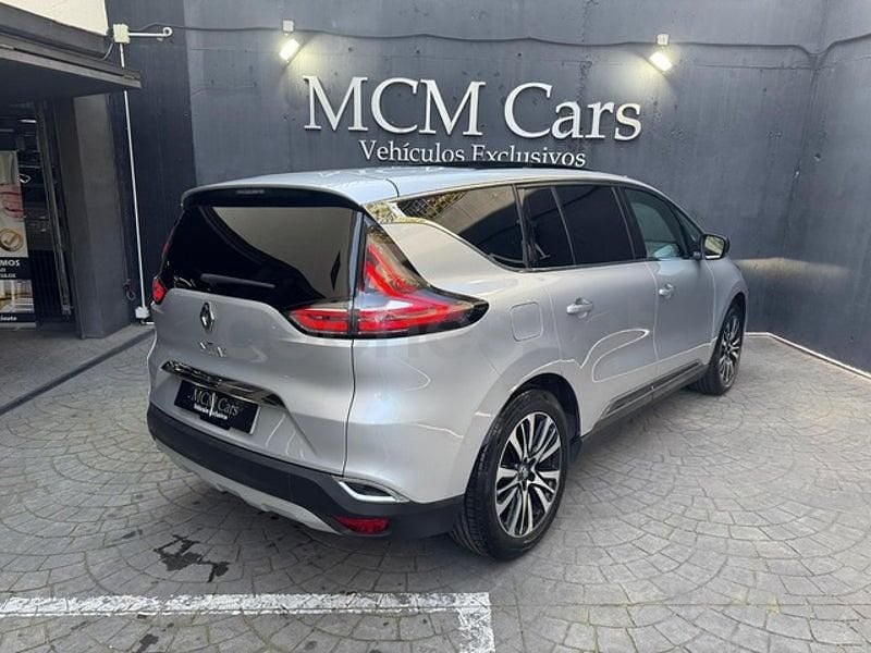 Usado Renault Espace Initiale 160 CV (117 kW) 2015 Gris / plata Monovolumen