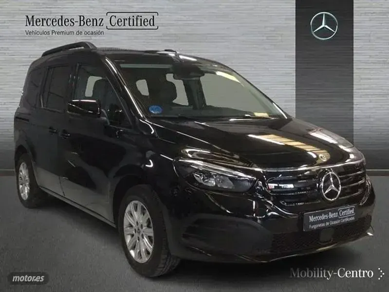 Usado Mercedes EQT200 89 kW (122 CV) 2025 Negro Monovolumen