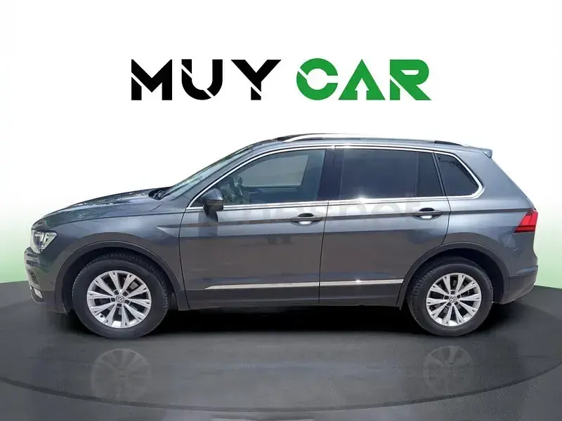 Usado VW Tiguan 150 CV (110 kW) 2018 Gris / plata SUV