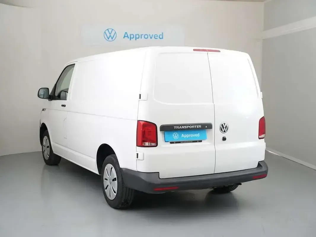 Usado VW T7 102 CV (75 kW) 2024 Blanco Van