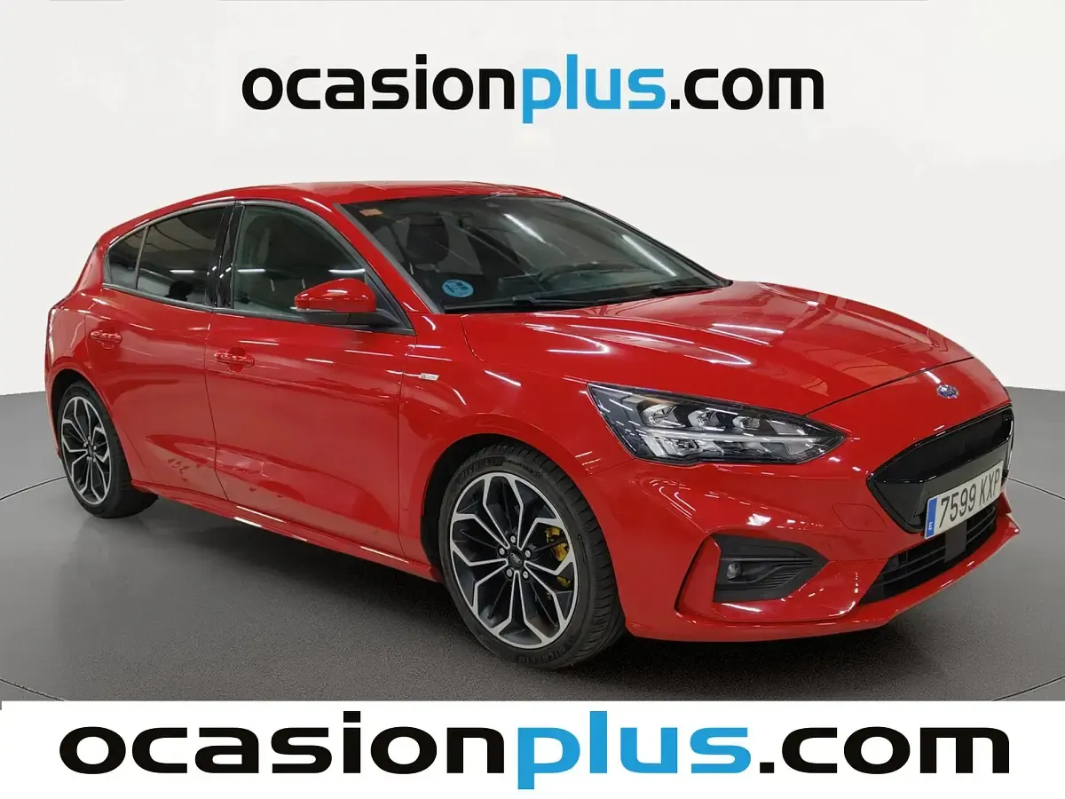 Usado Ford Focus ST-Line 125 CV (91 kW) 2019 Rojo Utilitario
