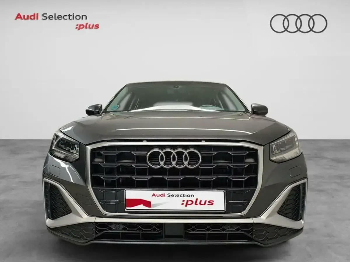 Usado Audi Q2 Sport 150 CV (110 kW) 2021 Gris SUV