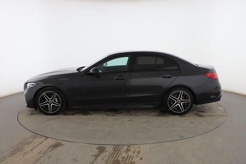 Usado Mercedes C220 AMG line 220 CV (161 kW) 2022 Negro Berlina