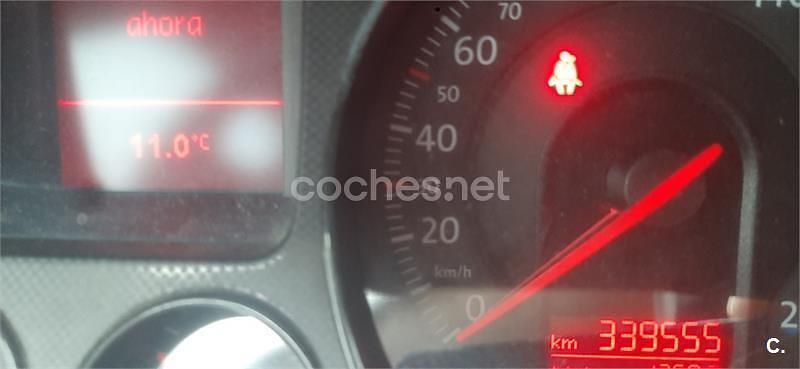 Usado VW Golf IV Highline 140 CV (102 kW) 2006 Gris / plata Berlina