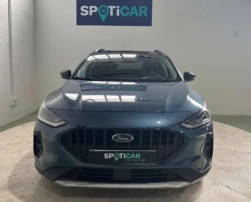 Usado Ford Focus Active X 155 CV (114 kW) 2022 Azul Utilitario