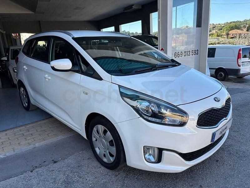 Usado Kia Carens 115 CV (84 kW) 2015 Blanco Monovolumen