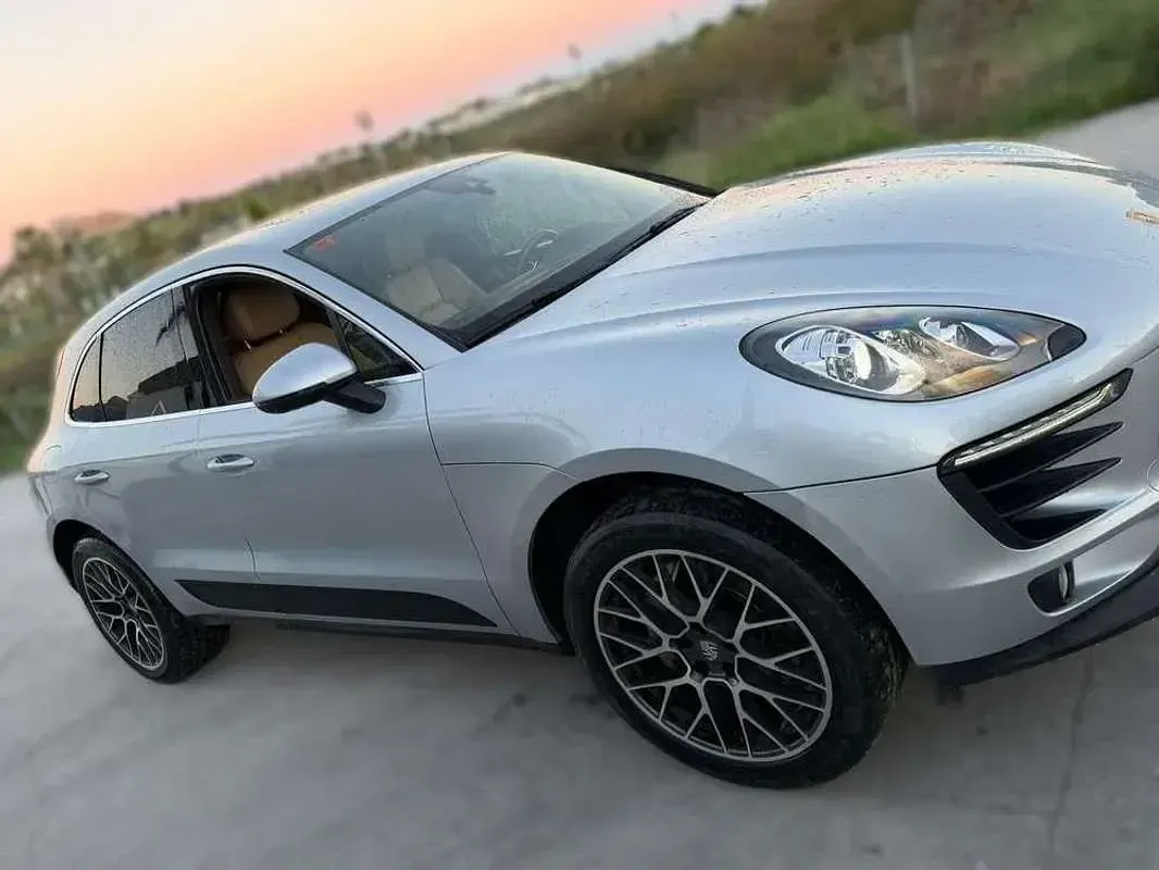 Usado Porsche Macan S 258 CV (189 kW) 2016 Gris SUV