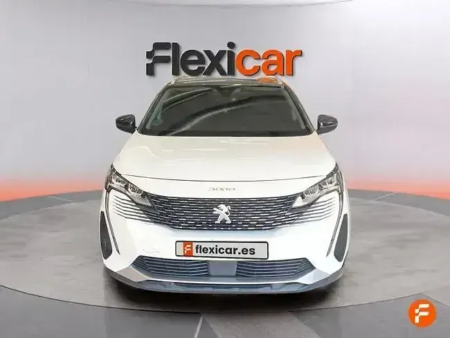 Usado Peugeot 3008 Allure 130 CV (95 kW) 2021 Blanco SUV