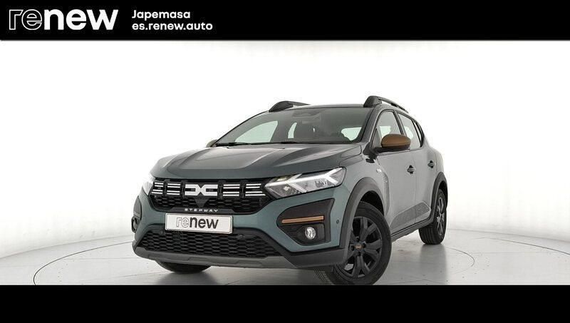 Usado Dacia Sandero Extreme 100 CV (73 kW) 2025 Verde Berlina