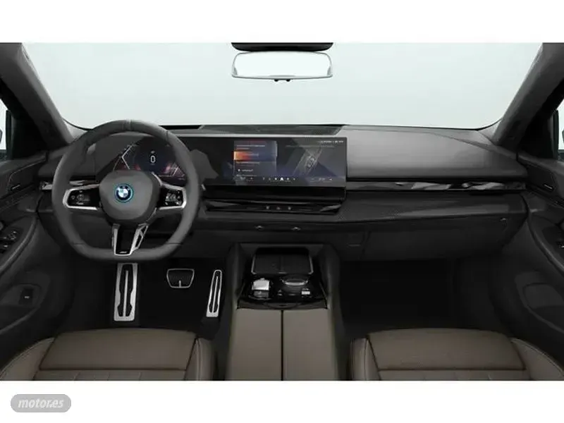Usado BMW i5 Comfort Edition 250 kW (340 CV) 2024 Gris Familiar