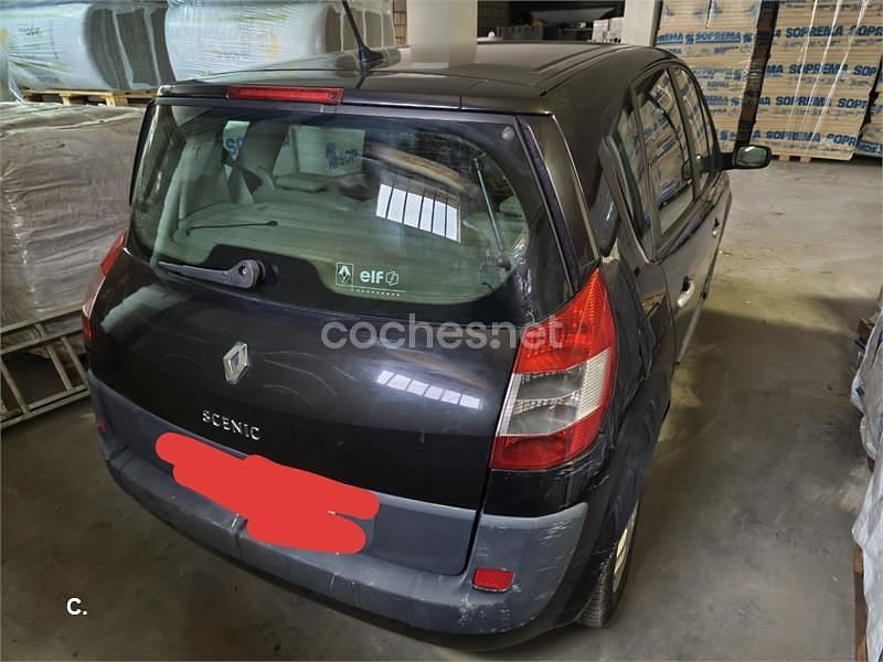 Usado Renault Scénic II Dynamique 120 CV (88 kW) 2004 Negro Monovolumen