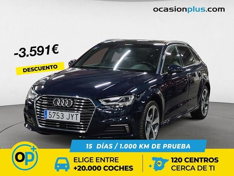 Usado Audi A3 e-tron Sport 204 CV (150 kW) 2017 Azul Utilitario
