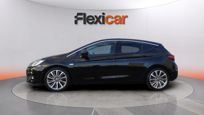 Usado Opel Astra Elegance 145 HP (106 kW) 2019 Preto Citadino