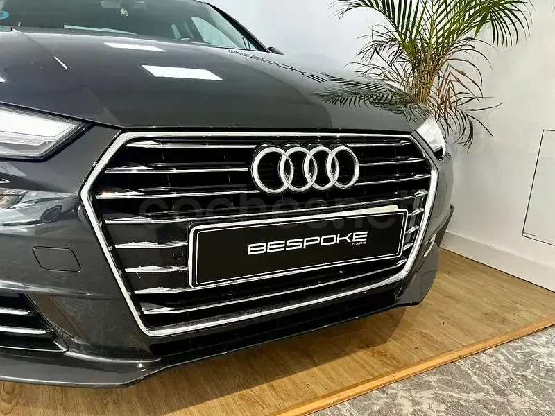 Begagnad Audi A4 150 HK (110 kW) 2017 Grå Sedan