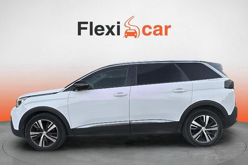 Usado Peugeot 5008 Allure 130 CV (95 kW) 2020 Blanco SUV