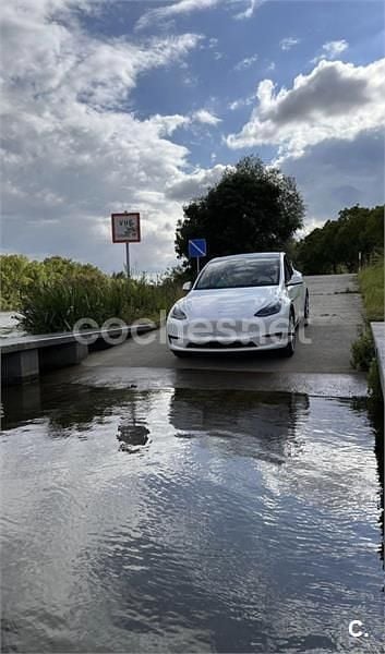 Usado Tesla Model Y RWD 250 kW (340 CV) 2023 Eléctrico SUV