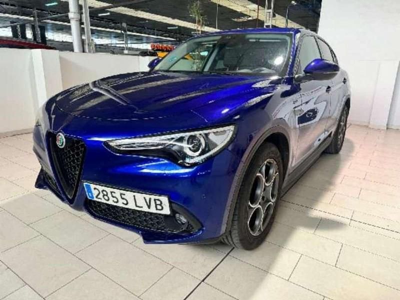 Usado Alfa Romeo Stelvio Sprint 190 CV (139 kW) 2021 Azul SUV