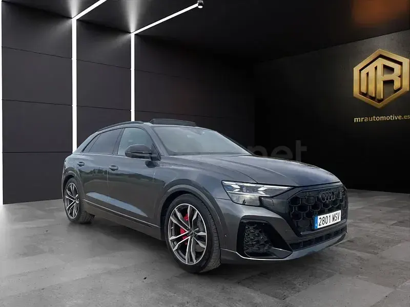 Usado Audi SQ8 507 CV (372 kW) 2024 Gris / plata SUV