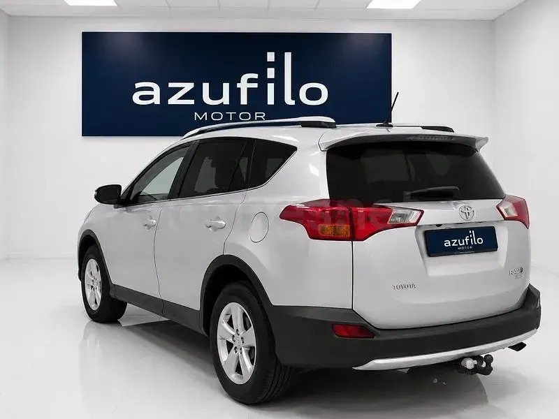 Usado Toyota RAV4 Executive 150 CV (110 kW) 2014 Gris / plata SUV