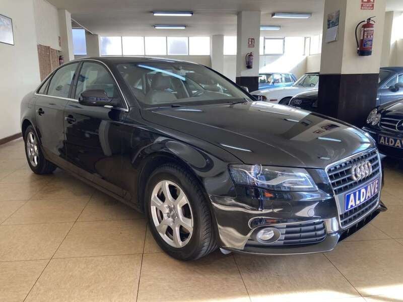 Usado Audi A4 120 CV (88 kW) 2009 Negro Berlina