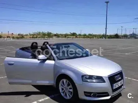 Usado Audi A3 Cabriolet Ambition 105 CV (77 kW) 2012 Gris / plata Descapotable