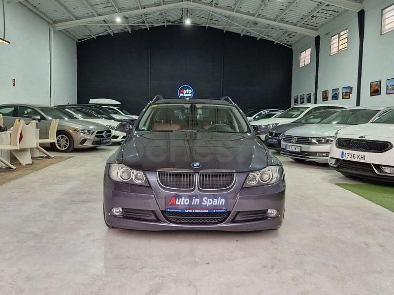 Usado BMW 318 143 CV (105 kW) 2008 Gris Berlina