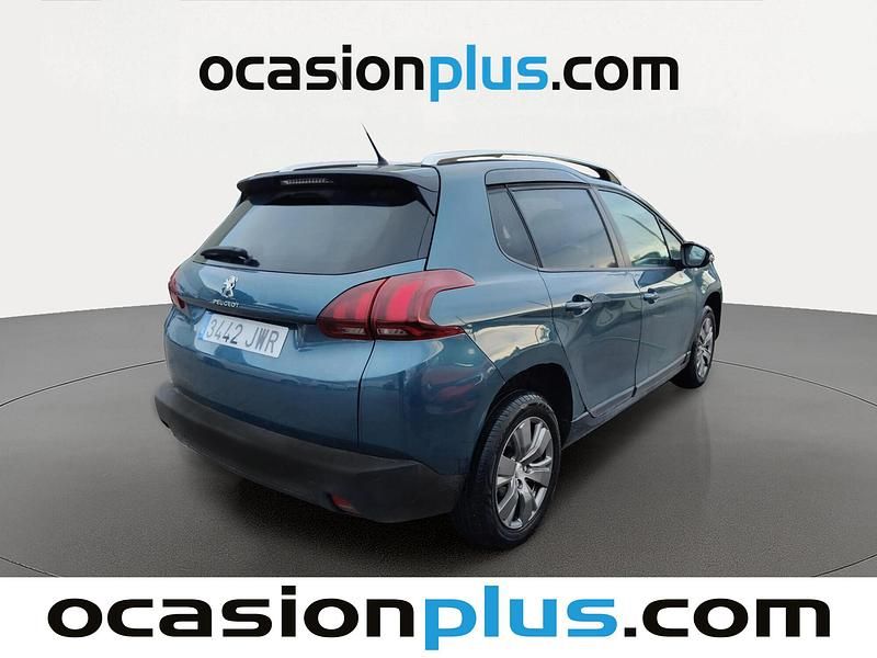 Usado Peugeot 2008 Style 100 CV (73 kW) 2017 Verde SUV