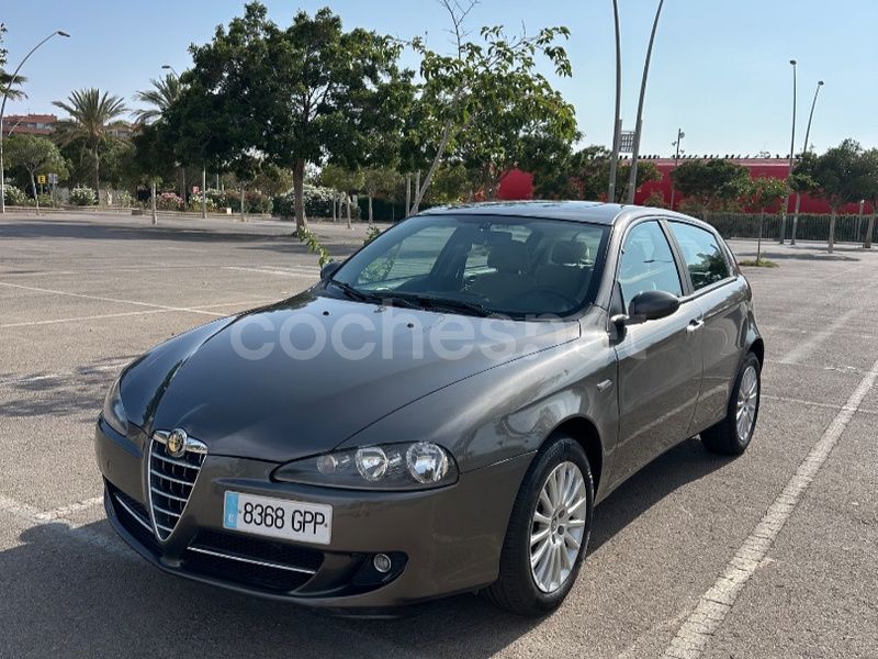Marrón Usado 2009 Alfa Romeo 147 Progression Utilitario | 4500 € (Precio justo) - Imagen 1/4