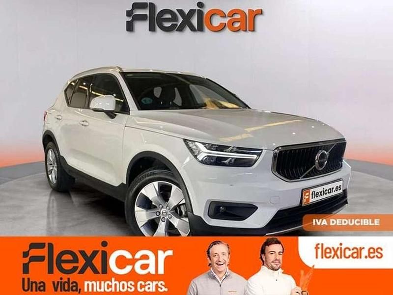 Blanco Usado 2020 Volvo XC40 Momentum SUV | 23.390 € (Super precio) - Imagen 1/4