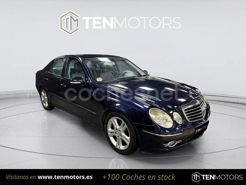 Azul Usado 2006 Mercedes E280 Avantgarde Berlina | 5999 € (Un poco caro) - Imagen 1/4