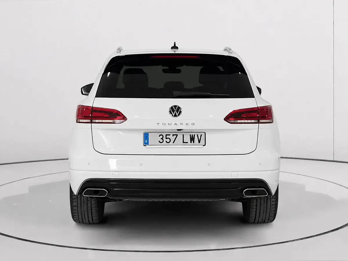 Usado VW Touareg 286 CV (210 kW) 2022 Negro SUV
