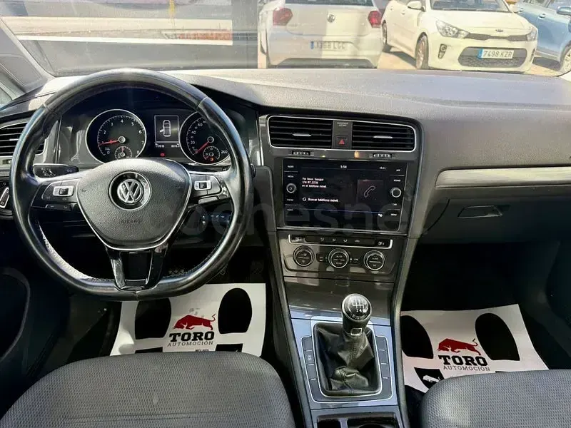 Usado VW Golf VII Edition 115 CV (84 kW) 2020 Azul Berlina