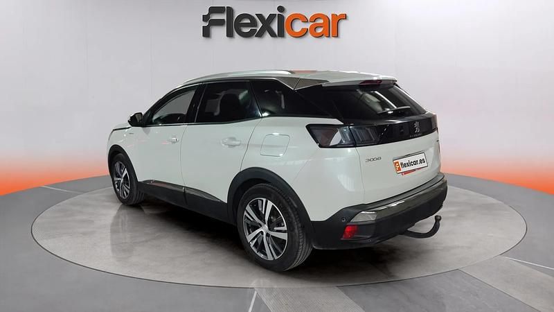 Usado Peugeot 3008 Allure 226 CV (166 kW) 2021 Blanco SUV